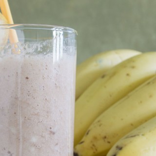 Smoothie-de-banana_215997916